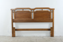 Load image into Gallery viewer, Vintage Thomasville Tamerlane Queen Headboard with Bed Frame, 1970