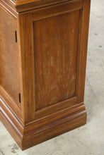 Load image into Gallery viewer, Thomasville Fine Burl Wood China Cabinet and Display Hutch