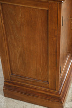 Load image into Gallery viewer, Thomasville Fine Burl Wood China Cabinet and Display Hutch