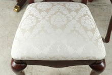 Load image into Gallery viewer, Thomasville Solid Mahogany Double Pedestal Dining Set with 6 Queen Anne Chairs