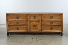 Load image into Gallery viewer, Vintage Thomasville Tamerlane 9-Drawer Dresser, 1974