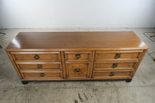 Load image into Gallery viewer, Vintage Thomasville Tamerlane 9-Drawer Dresser, 1974