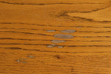 Load image into Gallery viewer, Thomasville Solid Oak Dresser with Center Cabinet and Seven Drawers