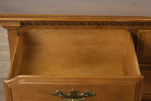 Load image into Gallery viewer, Thomasville Solid Wood Dresser — Classic Nine-Drawer Design
