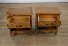 Load image into Gallery viewer, Pair of Thomasville French Provincial Nightstands