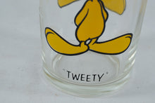 Load image into Gallery viewer, Vintage 1973 Warner Bros. Tweety Glass – Looney Tunes Collectible