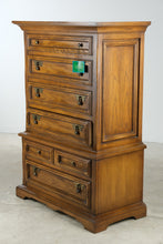Load image into Gallery viewer, United Furniture Traditional Oak Seven Drawer Chest of Drawers Dresser - ONLINE ONLY