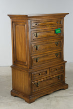 Load image into Gallery viewer, United Furniture Traditional Oak Seven Drawer Chest of Drawers Dresser - ONLINE ONLY