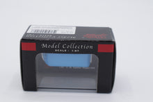 Load image into Gallery viewer, Malibu International VW Type 2 Van (1:87 Scale, Diecast Model, #010100)