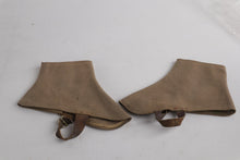 Load image into Gallery viewer, Antique Wool 4-Button Spats with Leather Straps
