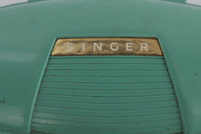 Load image into Gallery viewer, Vintage Singer Buttonholer Attachment with 4 Plates