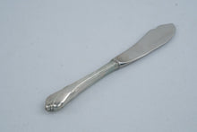 Load image into Gallery viewer, Wallace Grand Colonial Sterling Silver Flatware 42 Piece Set Vintage With Chest