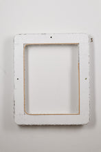 Load image into Gallery viewer, White Wicker Frame