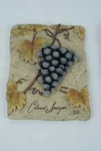 Load image into Gallery viewer, 🍇 Decorative Wine Grapes Wall Plaques – Set of 3 🍇