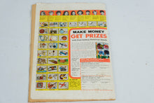 Load image into Gallery viewer, Wonder Woman 231 DC Comics May 1977 Vintage Bronze Age Comic Book