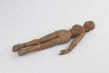 Load image into Gallery viewer, Antique Artist's Lay Female Figure