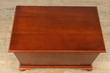 Load image into Gallery viewer, Sommerset Wooden Storage Trunk / Hope Chest