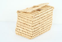 Load image into Gallery viewer, Woven Handbag / Picnic Basket