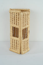 Load image into Gallery viewer, Woven Handbag / Picnic Basket