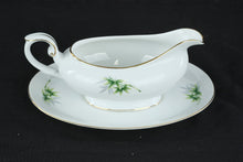 Load image into Gallery viewer, Yamaka China 2302T Bamboo Pattern Gravy Boat Underplate Japan