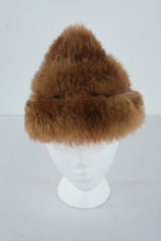 Load image into Gallery viewer, Vintage 1960s Brown Shearling Fur Hat with Lined Interior – Classic Winter Style