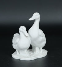Load image into Gallery viewer, Kaiser White Bisque Porcelain Figurine – Pair of Ducks (Style 483)