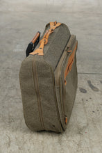 Load image into Gallery viewer, Hartmann Vintage Tweed Leather Rolling Garment Bag Suitcase 22 Inch