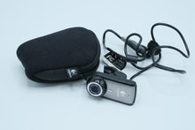 Load image into Gallery viewer, Logitech QuickCam Pro 9000 Webcam (V-UBU48) Carl Zeiss Autofocus – Tested & Working w/ Case