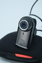 Load image into Gallery viewer, Logitech QuickCam Pro 9000 Webcam (V-UBU48) Carl Zeiss Autofocus – Tested & Working w/ Case