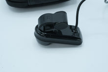 Load image into Gallery viewer, Logitech QuickCam Pro 9000 Webcam (V-UBU48) Carl Zeiss Autofocus – Tested & Working w/ Case