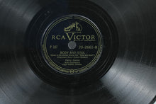 Load image into Gallery viewer, Perry Como – A Sentimental Date with Perry 78 RPM 4-Record Album Set (RCA Victor Musical Smart Set, 1940s)