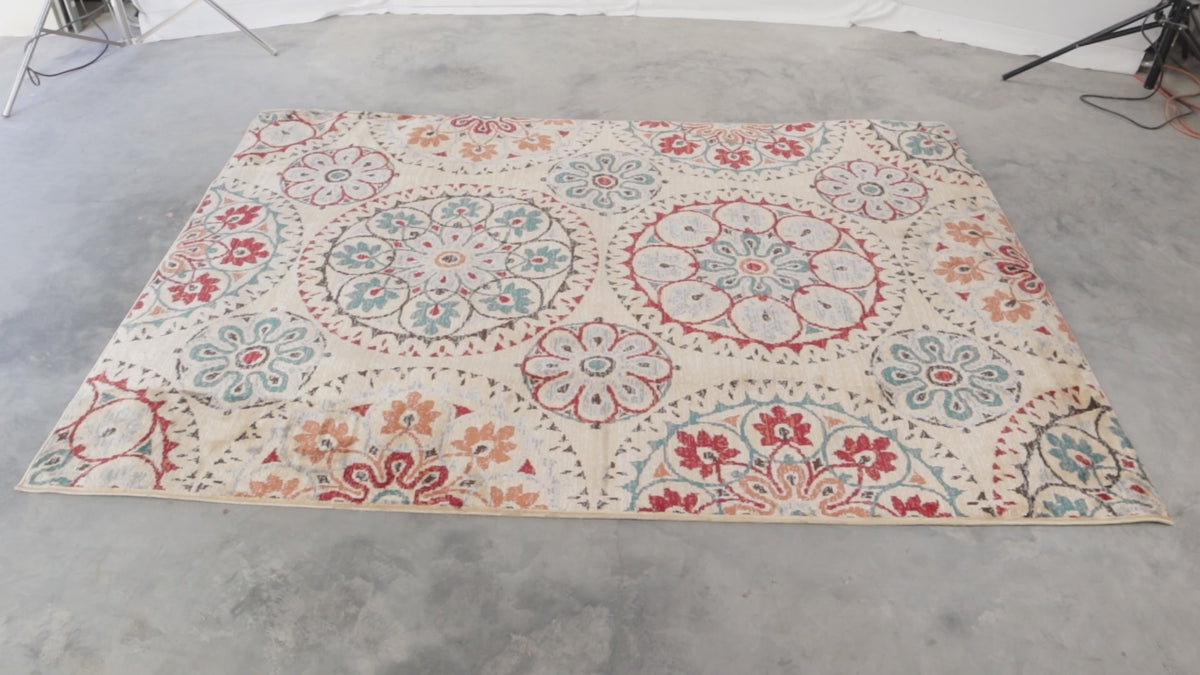 Ferris 5' x 8' Medallion Rug by Oriental Weavers – Craze
