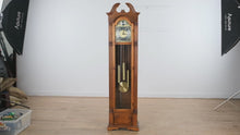 Load and play video in Gallery viewer, Colonial of Zeeland Grandmother Clock – Model 6081 in Finish 274 (1979)