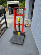 Load image into Gallery viewer, Wesco Hydraulic Lift Cart / Material Lift – Heavy Duty Industrial Platform Cart