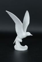 Load image into Gallery viewer, Mid-Century Modern Seagull Figurine – Kaiser West Germany White Porcelain Bird in Flight