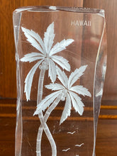 Load image into Gallery viewer, Etched Hawaiian Paper Weight