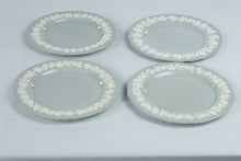 Load image into Gallery viewer, Wedgwood Queens Ware Embossed Grape Vine 10 Inch Plates Set of 6 Vintage England
