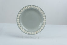 Load image into Gallery viewer, Wedgwood Queens Ware Embossed Grape Vine 10 Inch Dinner Plates Set of 6 Vintage
