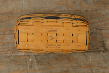 Load image into Gallery viewer, Longaberger 1997 Collectors Club Charter Member Basket w/ Fabric Liner – Handwoven USA
