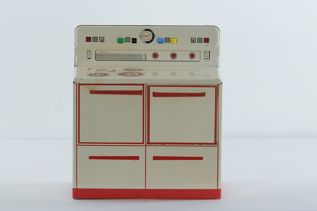 Vintage 1950s Wolverine Tin Toy Oven #1 – Red & White Metal Play Stove with Opening Door