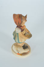 Load image into Gallery viewer, Vintage Goebel Hummel Figurine “Be Patient” #197/0 – TMK-5 1972–1979
