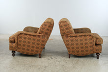 Load image into Gallery viewer, Pair of Traditional Upholstered Club Chairs with Patterned Fabric and Turned Wood Legs
