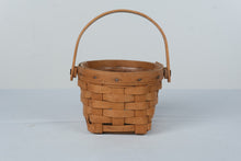 Load image into Gallery viewer, Longaberger 1991 Woven Basket Lot of 2 Dresden Ohio USA
