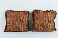 Load image into Gallery viewer, Hickory Chair 20 Inch Paisley Down Feather Throw Pillows Fringe Pair

