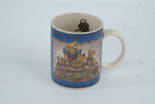 Load image into Gallery viewer, Boyds Bears Sweetie Pie Mug 1998 Baking Theme Bearware Pottery Justin M Harrison
