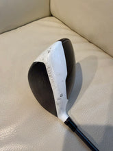 Load image into Gallery viewer, TaylorMade M2 10.5° Driver with Fujikura Pro XLR8 56 Stiff Shaft – GEOCOUSTIC Technology

