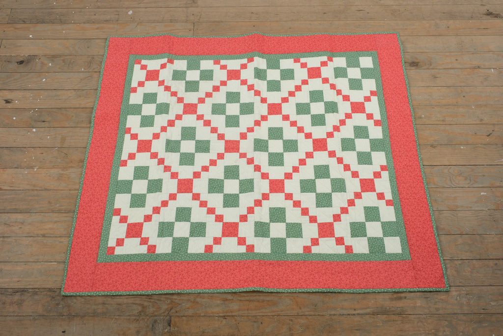 Handmade Patchwork Quilt – Red, Green & Cream Irish Chain Pattern – 45