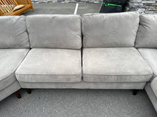 Load image into Gallery viewer, Large Haverty’s Beige Upholstered Sectional Sofa
