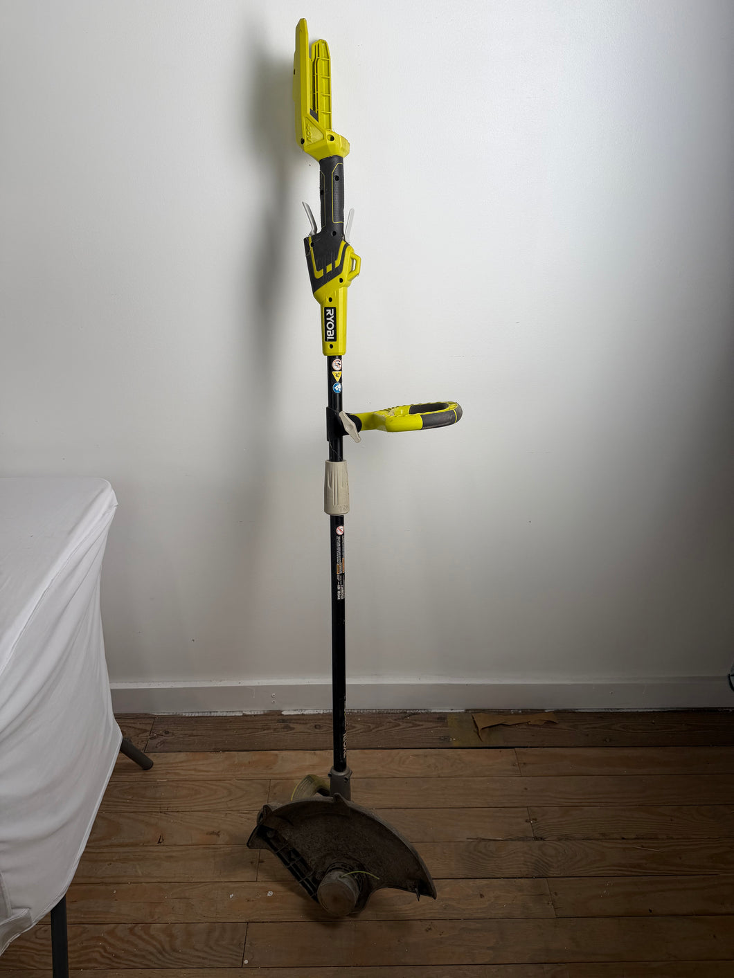 Ryobi 40V Cordless String Trimmer (Model RY40022) – Attachment Capable – Tool Only (No Battery)