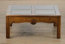 Load image into Gallery viewer, 4 Paned Oak Coffee Table - Gordon&#39;s
